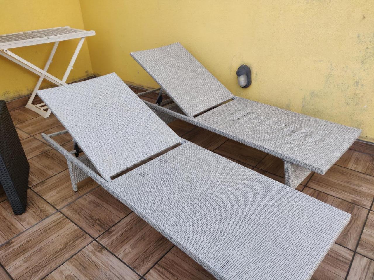 Appartement Panoramic Penthouse In Marsascala Which Enjoys Sea And Country Views à Marsaskala Extérieur photo